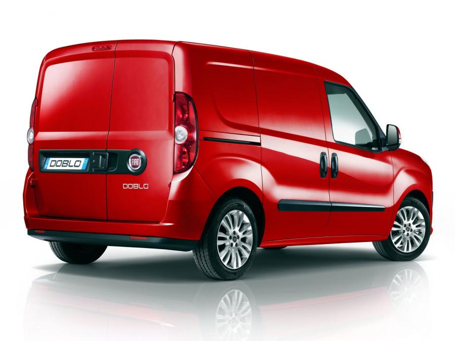  Fiat Doblo Cargo 2010 года  (фото 14 из 19)